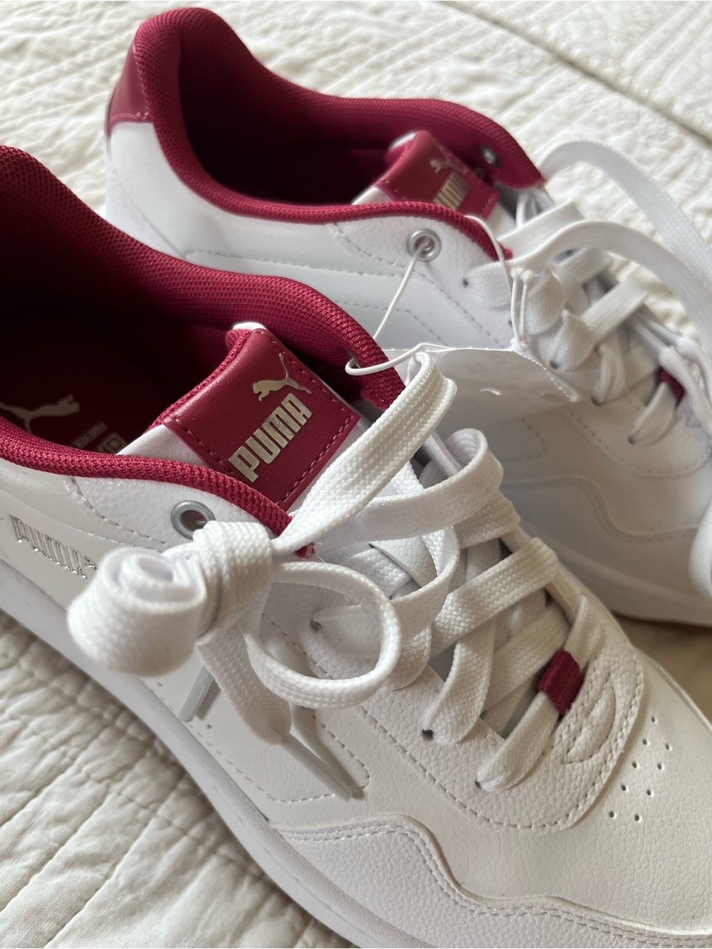 Women’s Puma White Sneakers with Burgundy Accents size 7.5